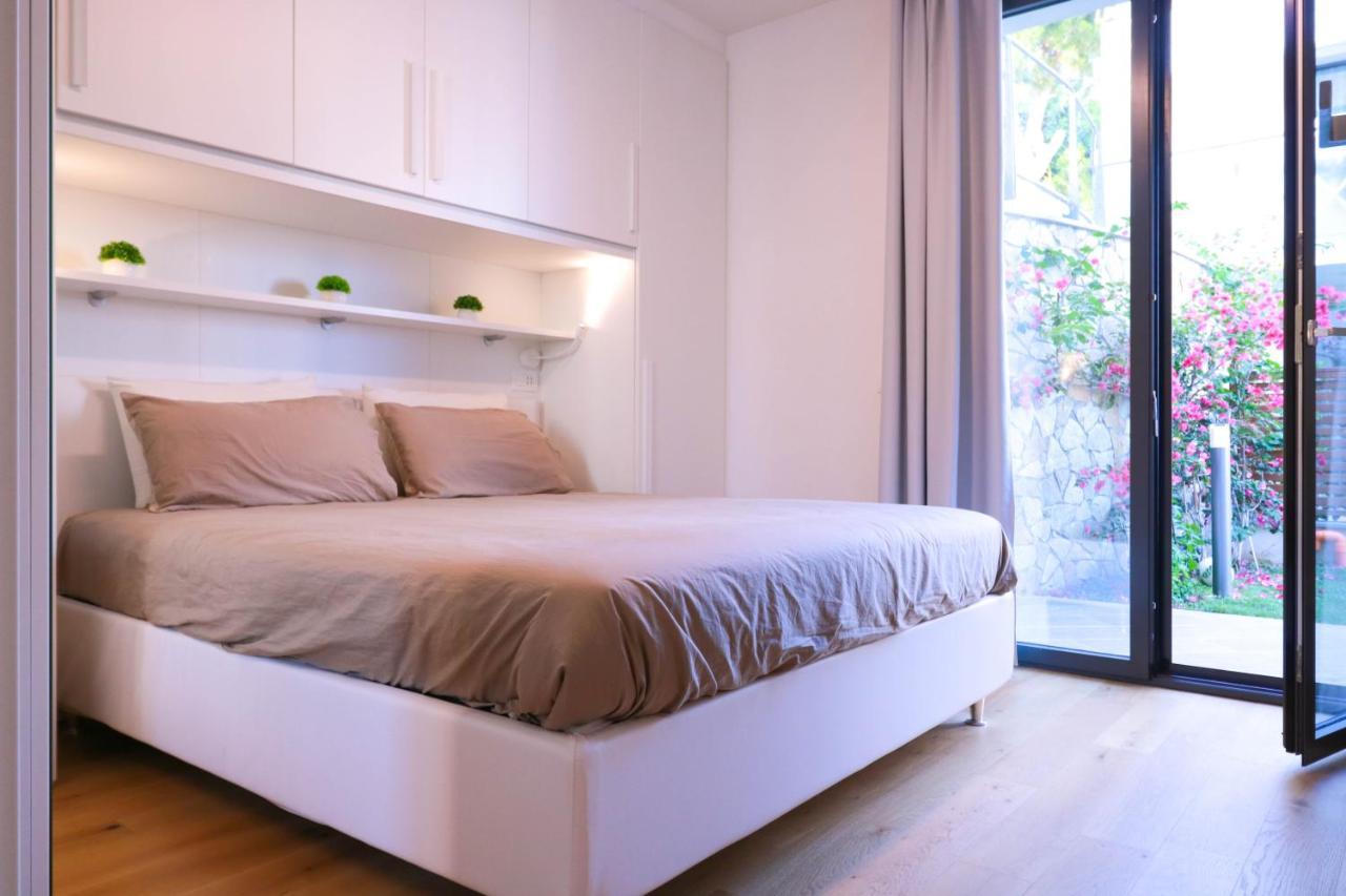 H11 Luxury 9A - Porto - Piscina - Jacuzzi Apartment Santo Stefano al Mare Exterior foto